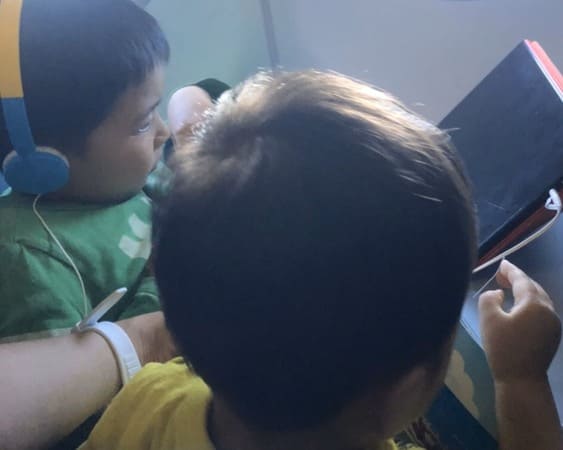 子連れフライトにはアマゾンFire Stickがお勧め！